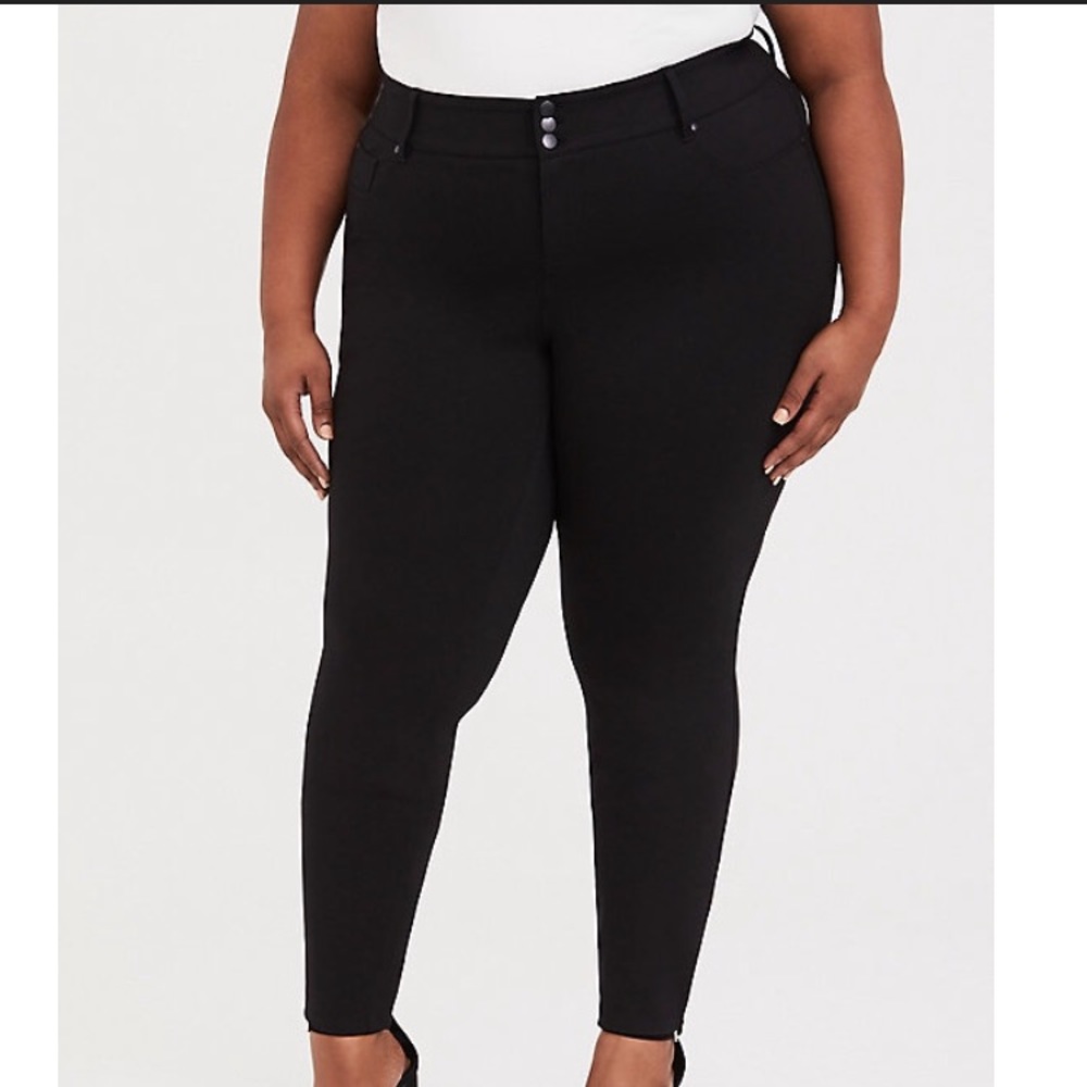 🖤Black Jeggings Torrid in Excellent Condition